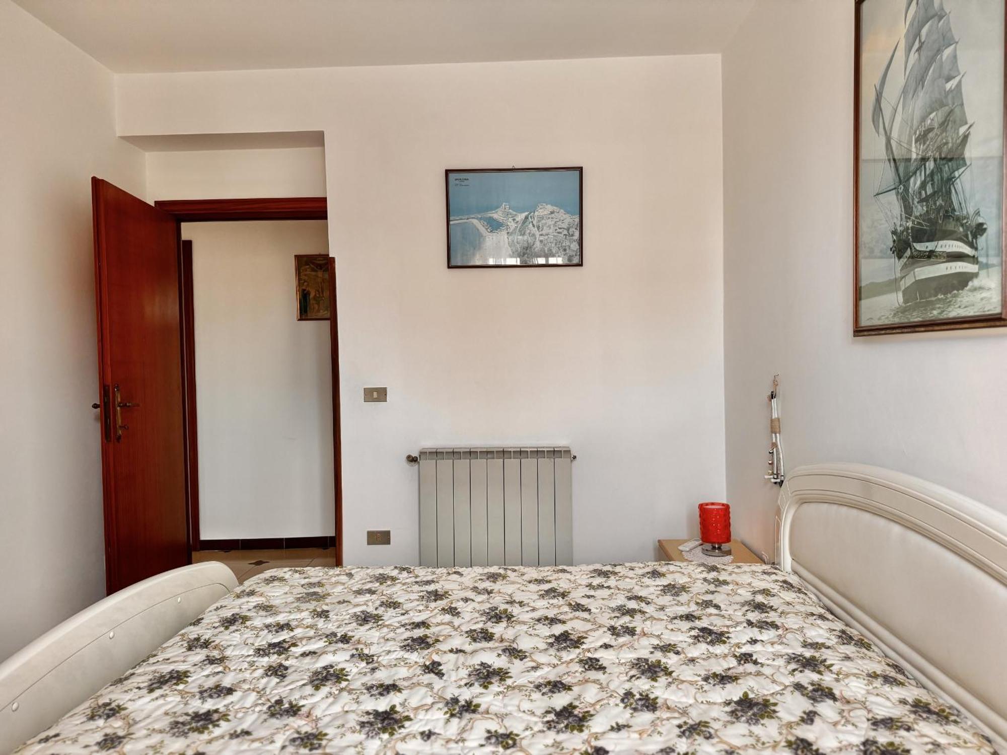 Holidaycasa Leone - Con Posto Auto A 200Mt Dal Mare 스펠론가 외부 사진