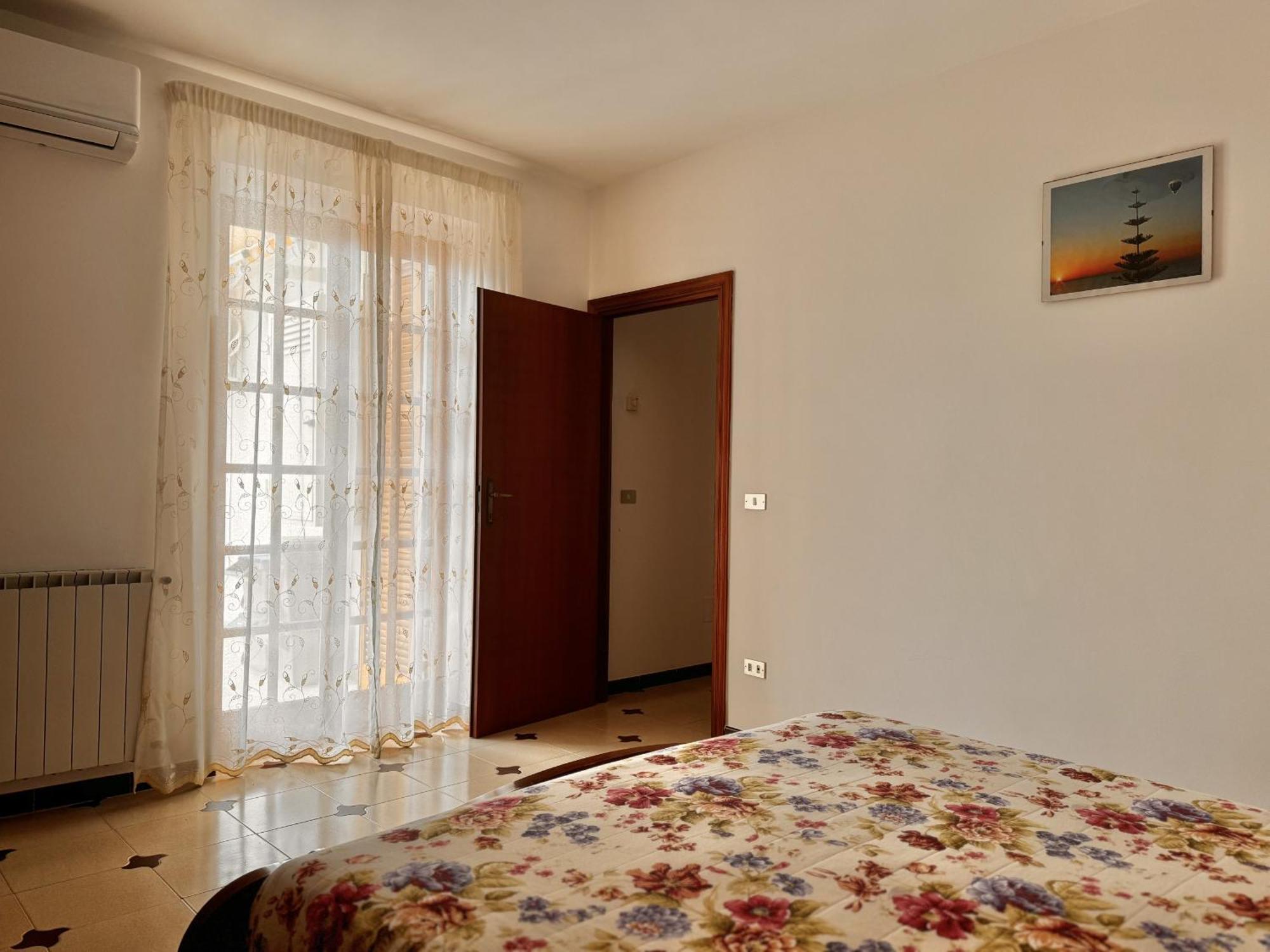 Holidaycasa Leone - Con Posto Auto A 200Mt Dal Mare 스펠론가 외부 사진