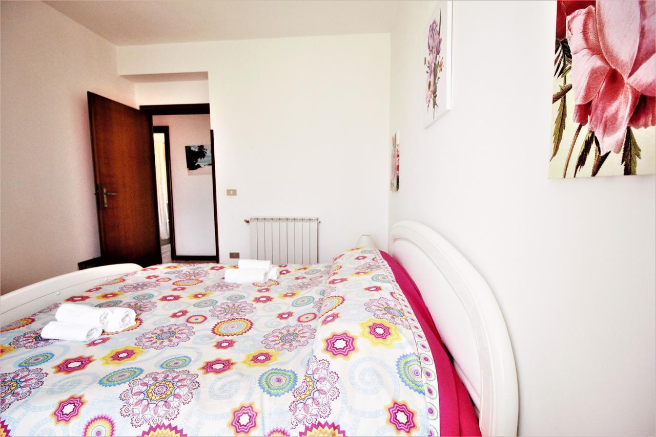Holidaycasa Leone - Con Posto Auto A 200Mt Dal Mare 스펠론가 외부 사진